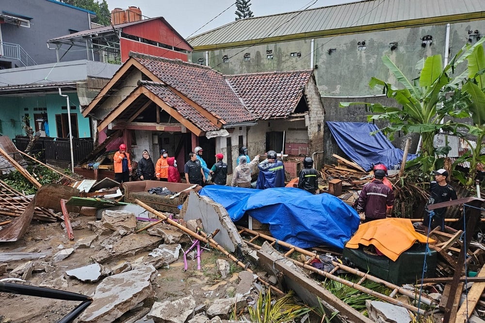  Sejumlah Daerah Diterjang Bencana, Pemprov Jabar Gerak Cepat Salurkan Bantuan