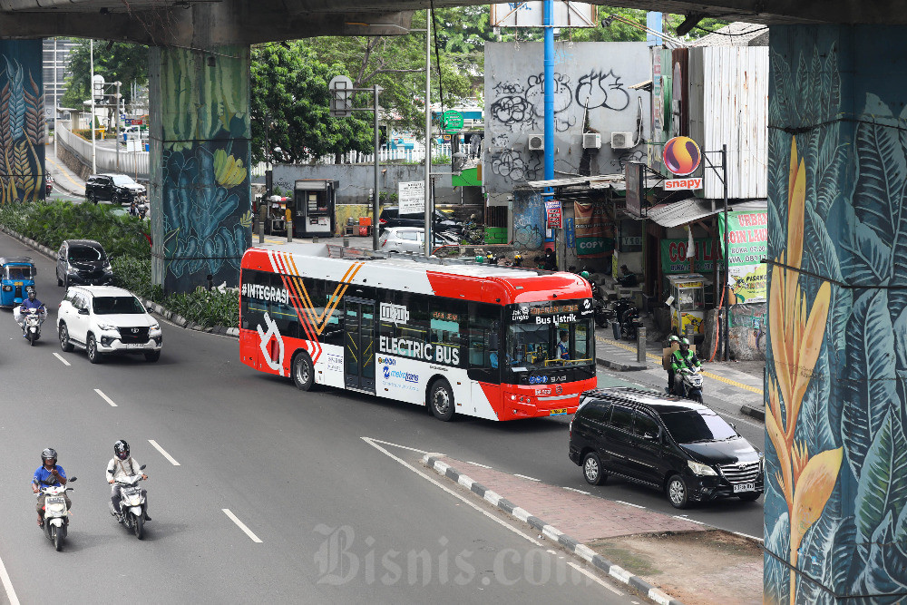  TransJakarta Akan Menambah 200 Bus Listrik Pada Tahun Ini