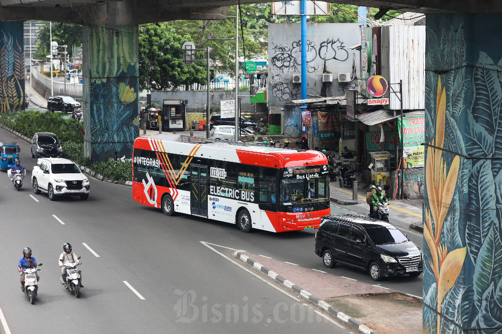  TransJakarta Akan Menambah 200 Bus Listrik Pada Tahun Ini