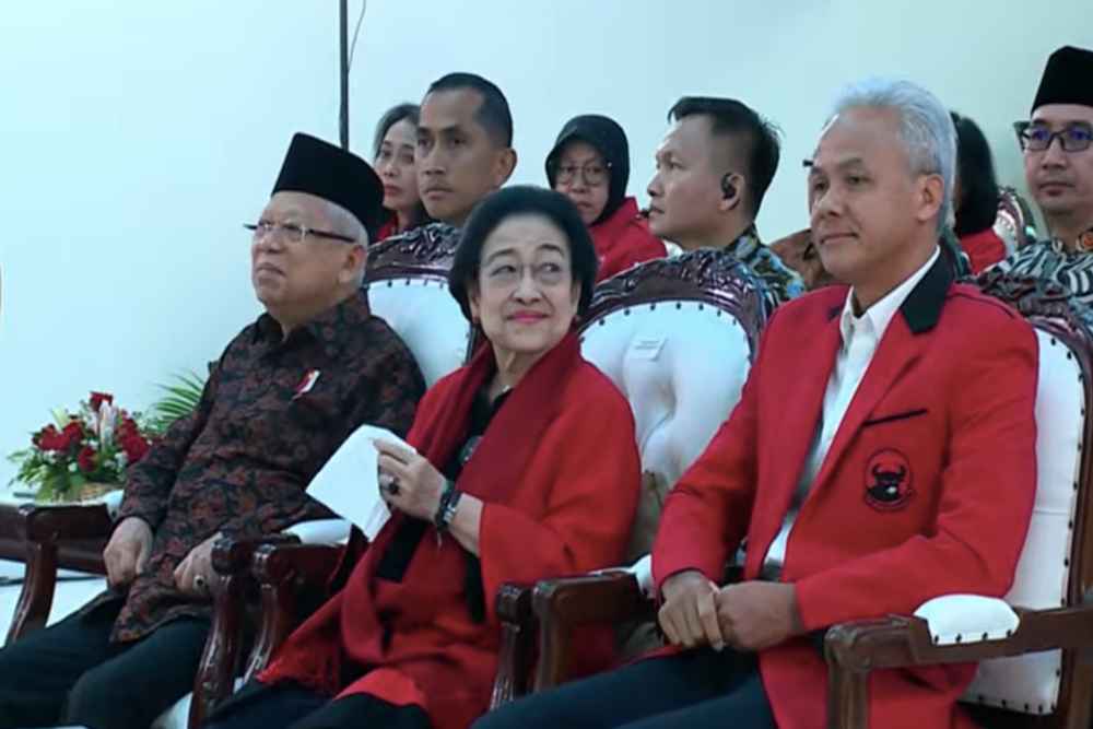  Senyum Manis dari Megawati untuk Capres Ganjar Pranowo di HUT PDIP ke-51