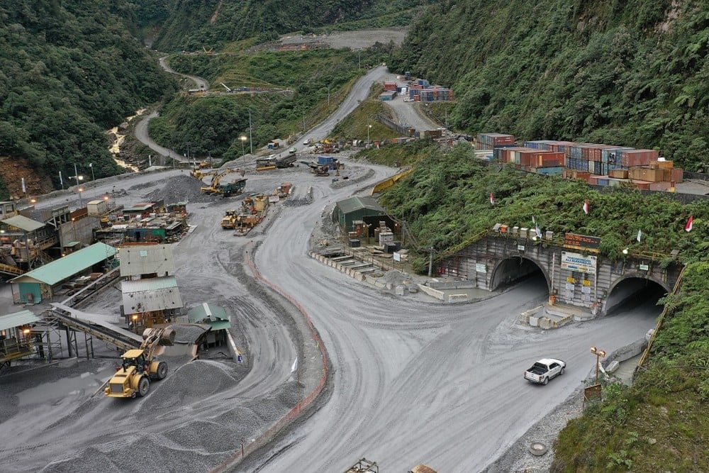  Freeport Indonesia’s Underground Mine Investment Faces Obstacles