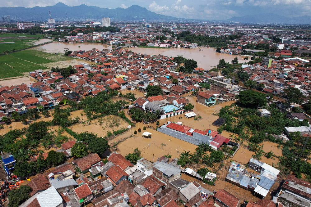  Banjir Merendam Sejumlah Wilayah di Kabupaten Bandung