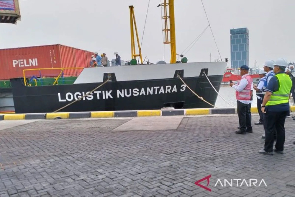  Tol Laut KM Logistik Nusantara 3 Resmi Melayari Surabaya ke Maluku
