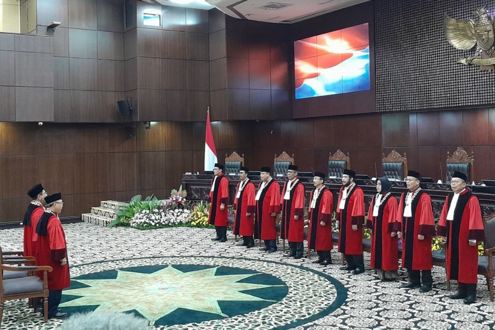  Hakim MK Manahan Sitompul dan Wahiduddin Adams Resmi Pensiun