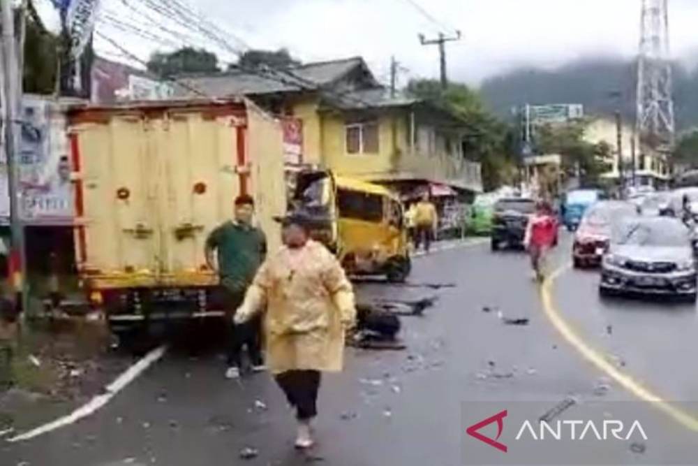  Kecelakaan Beruntun di Puncak Bogor, 14 Orang Luka