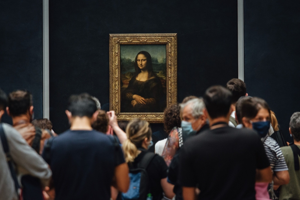  Lukisan Mona Lisa Disiram Sup oleh Aktivis Lingkungan di Paris