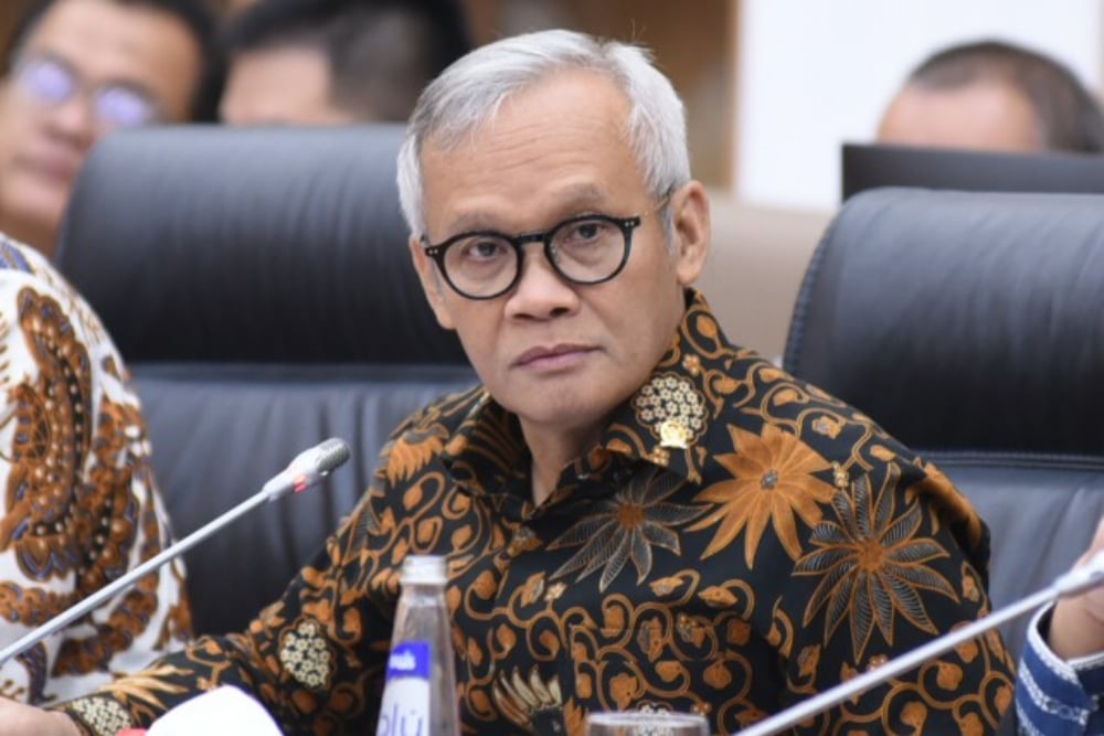  Elite PDIP Tidak Rela Lihat Jokowi Sibuk Ditugasi Bagi-bagi Sembako