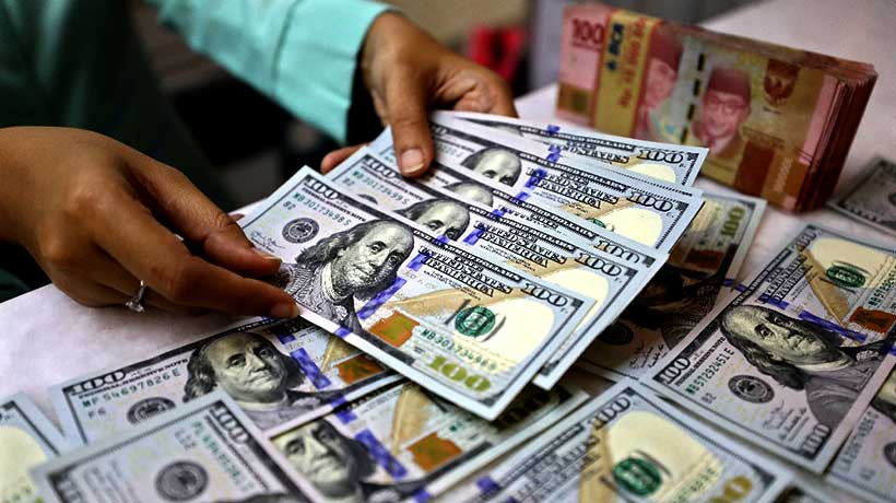  Bank Savings Growth to Rebound After Last Year's Slump