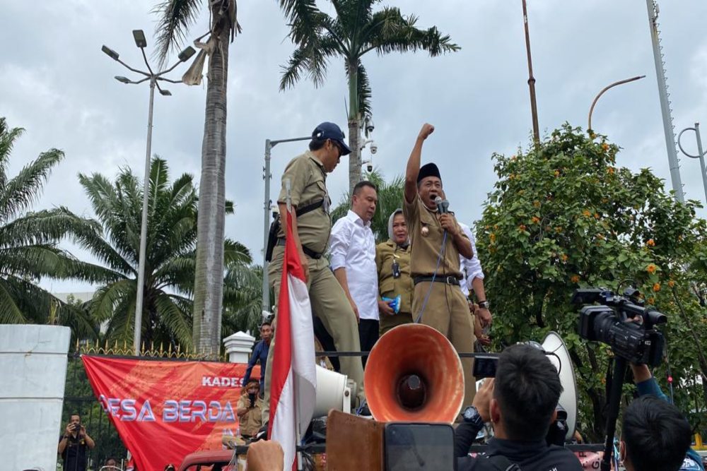  Pantas Minta Perpanjangan Jabatan 27 Tahun, Segini Gaji Kepala Desa