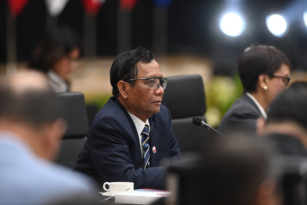  Mahfud Mundur, Tiga Tugas Berat Menko Polhukam Kini di Pundak Tito