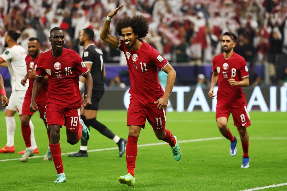 Timnas Qatar merayakan gol ke gawang Yordania di Final Piala Asia 2023. Hasil Yordania vs Qatar, Final Piala Asia 2023: Hattrick Afif Bawa Qatar Juara!/Reuters