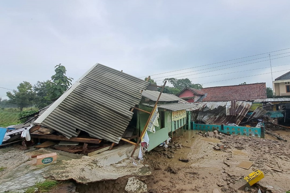 Banjir di Dusun Leuwiawi, Desa Ujungjaya, Kecamatan Ujungjaya Kabupaten Sumedang.