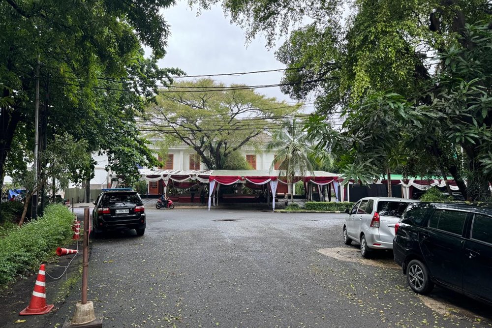  Jelang Quick Count Pilpres 2024, Begini Suasana Rumah Prabowo di Kartanegara