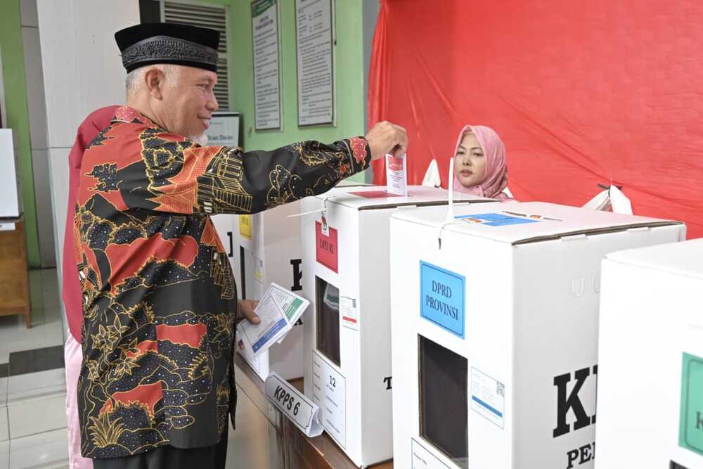  Gubernur Sumbar Menilai Antusiasme Masyarakat ke TPS Tinggi pada Pemilu 2024