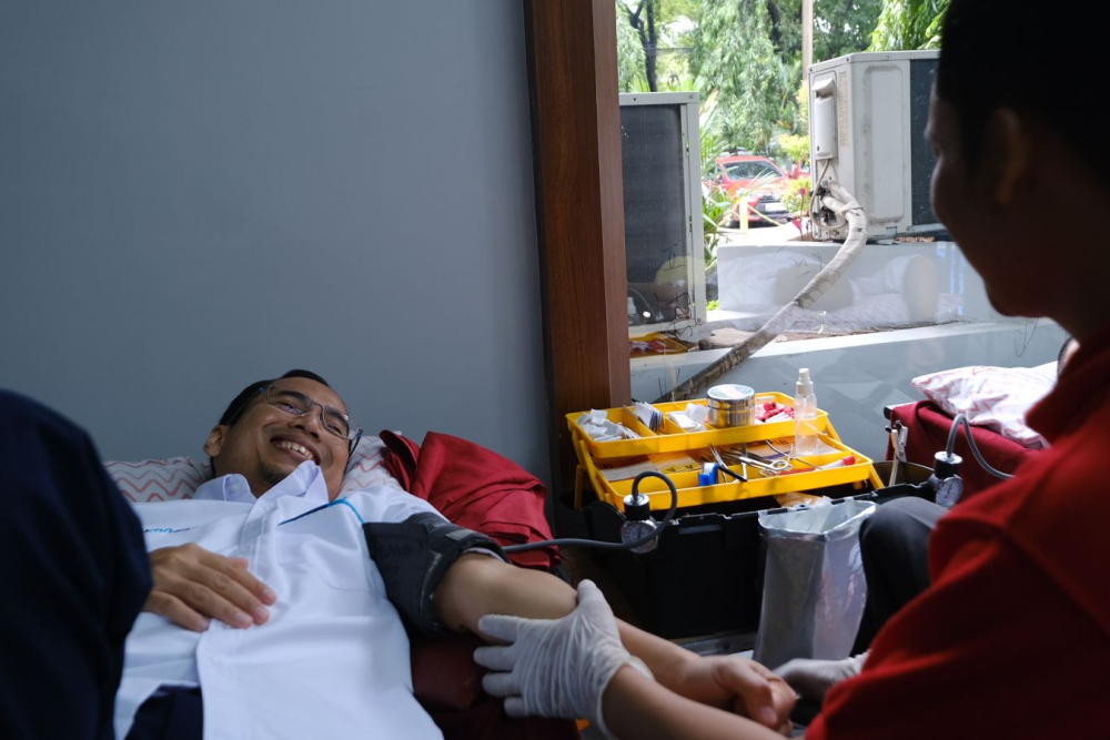  Sukseskan Bulan K3 Nasional, PLN UID Sulselrabar Adakan Donor Darah