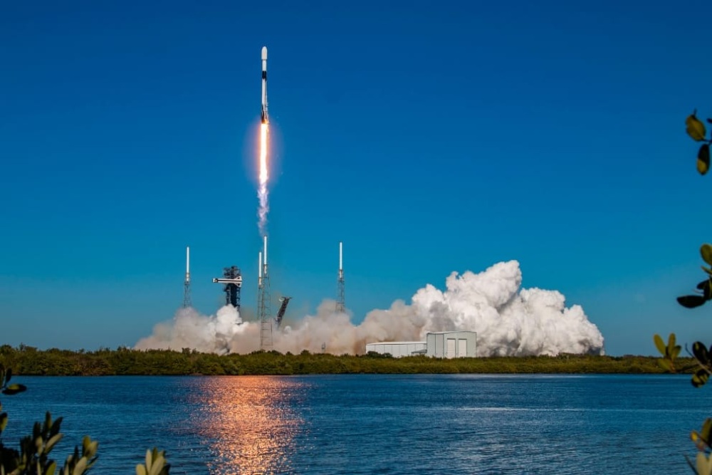  Satelit Merah Putih-2 Telkom (TLKM) Sukses Mengorbit, Pakai Roket Elon Musk