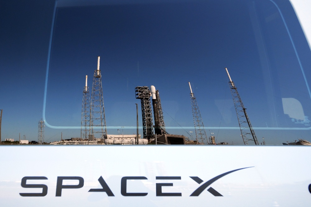  Bos Telkom (TLKM) Ungkap Beda Pasar Satelit Merah Putih-2 dan Starlink Elon Musk