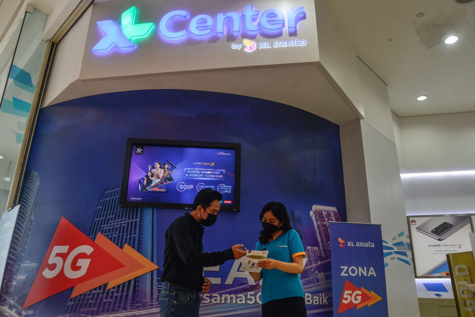  Investor Frenzy: XL Axiata (EXCL) Grabs Attention of Institutional Giants