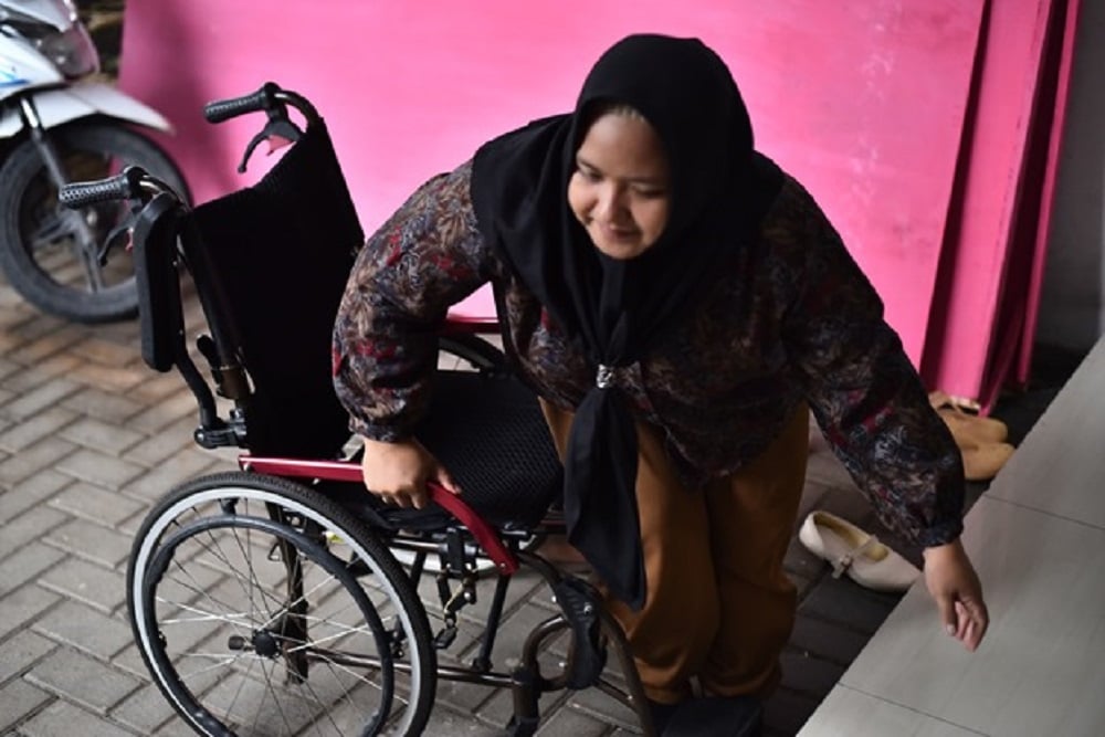  Kisah Bonita Hana, Sosok Makeup Artist Disabilitas yang Inspiratif