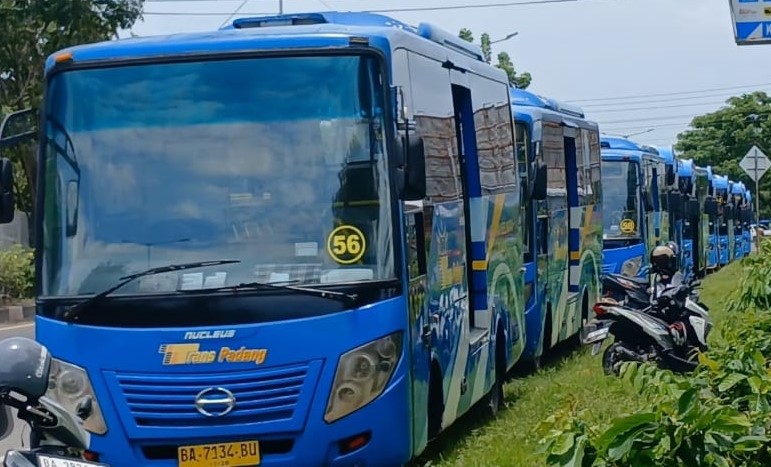  Dampak Pengurangan Ritase, Puluhan Bus Trans Padang Ogah Beroperasi