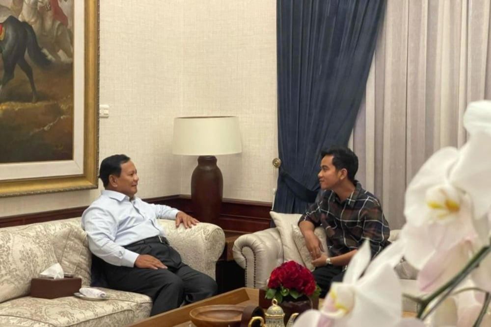  Makan Siang Gratis Rp15.000 dari Prabowo dan Tekanan APBN 2025