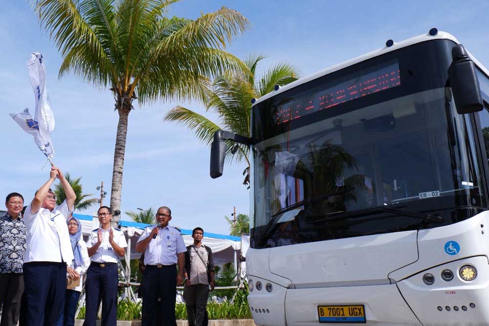  BPTJ Luncurkan Bus Listrik JR Connexion Rute PIK 2-Kelapa Gading