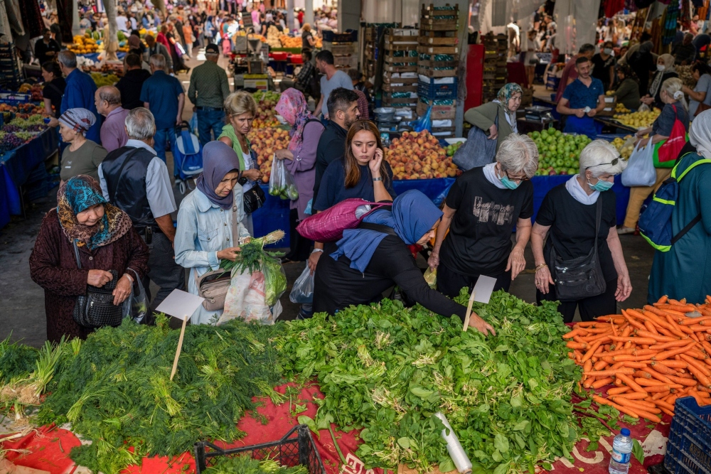  Inflasi Turki Februari 2024 Nyaris Sentuh 70%, Harga Makanan Melambung!