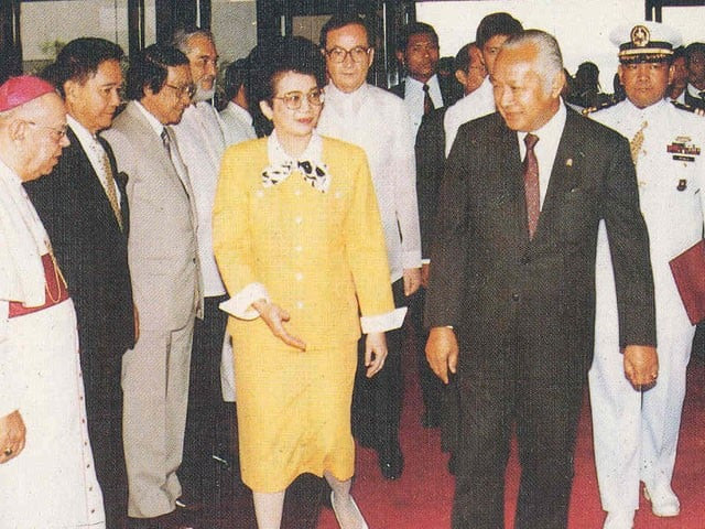  Babak Kelam Bumerang Industrialisasi (2)
