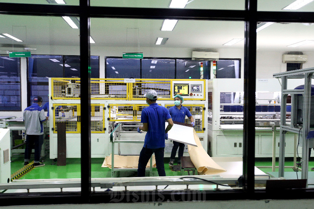  Pemerataan Elektrifikasi di Daerah Tertinggal, Terdepan, dan Terluar (3T)