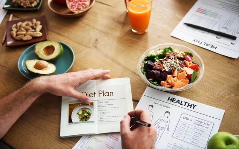  Lagi Digandrungi Kaum Pria, Ini Bahaya dan Fakta-fakta Diet Starvemaxxing