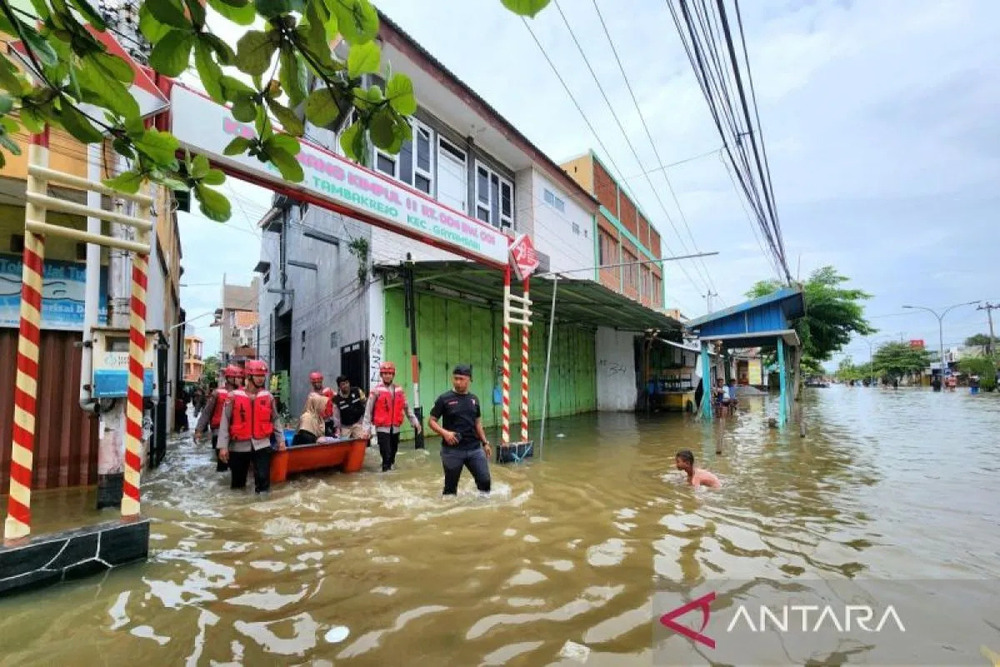  Banjir Semarang, 158.000 Jiwa Terdampak, 17 Kecamatan Masih Terendam