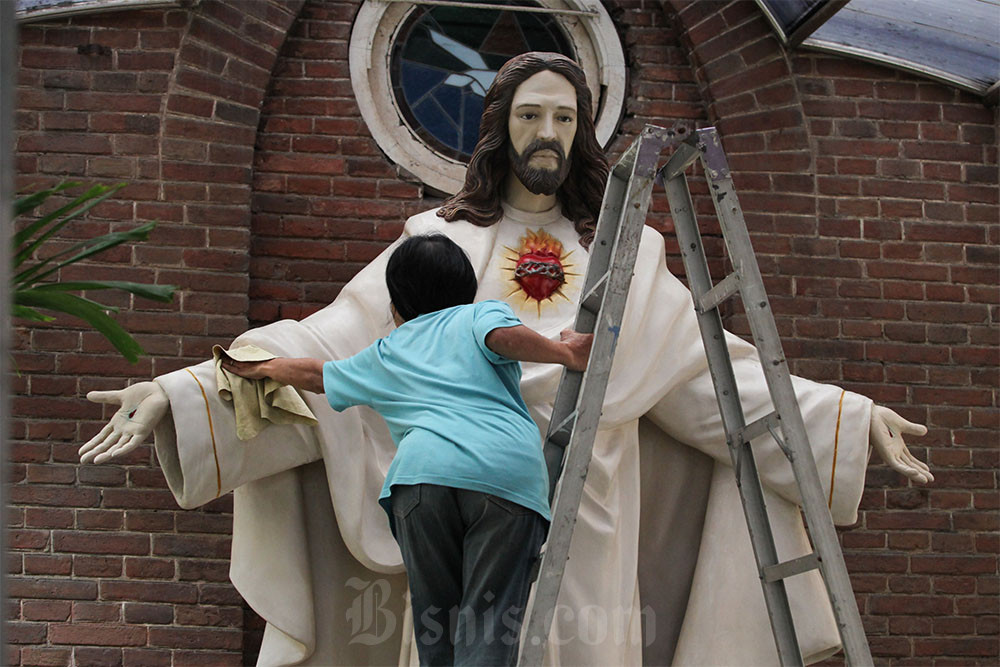  Bersih Gereja Sambut Paskah