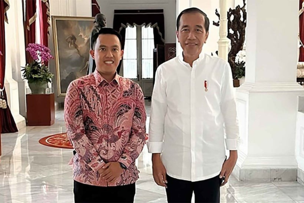  Mengenal Sendi Fardiansyah, Sespri Iriana Jokowi yang Masuk Bursa Cawalkot Bogor
