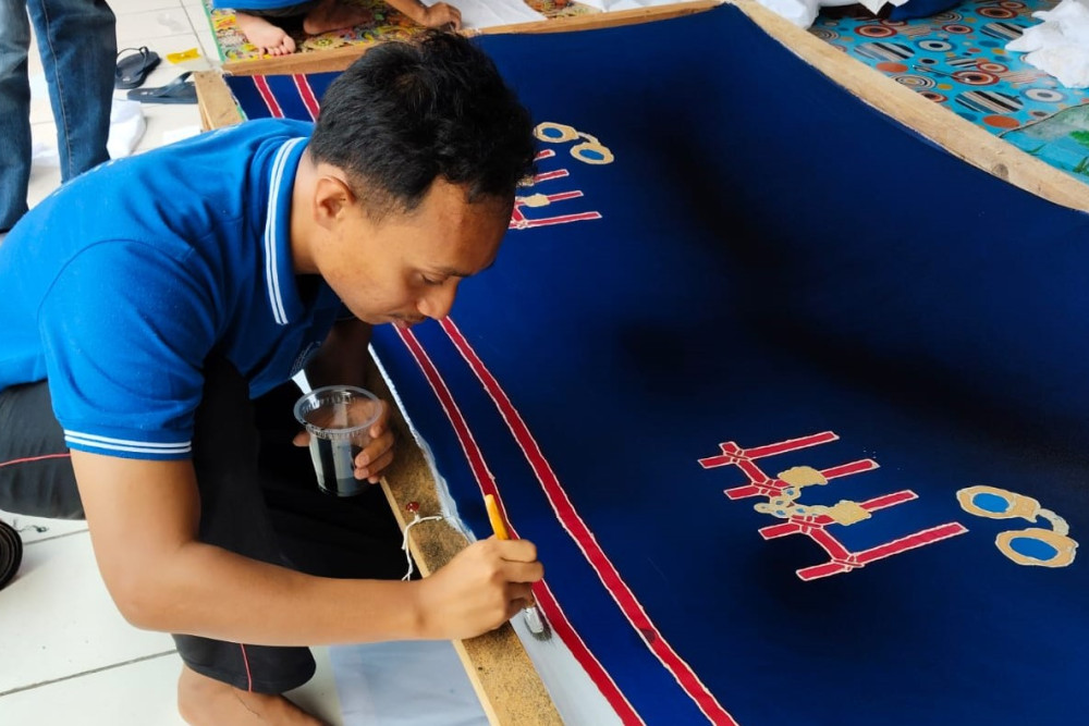  Batik Tulis Motif Jeruji Karya Warga Binaan Lapas Suliki Sumbar