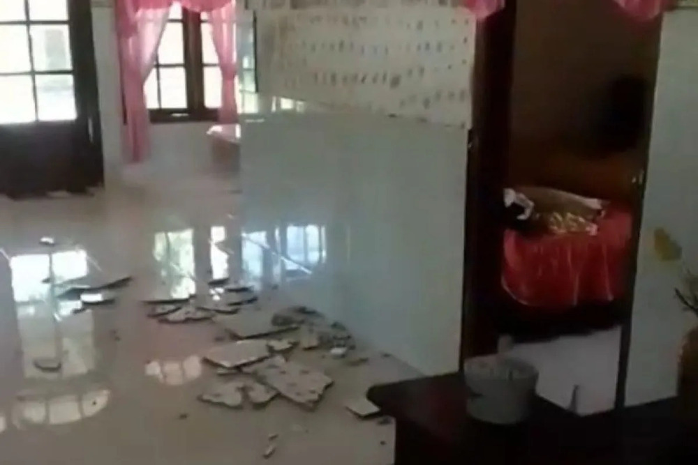  Gempa Tuban Merusak Infrastruktur dan Rumah di Pulau Bawean Gresik