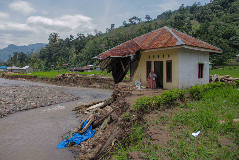 Kondisi dampak bencana banjir di Batu Bala, Kabupaten Pesisir Selatan, Sumatra Barat./Bisnis-Muhammad Noli Hendra.