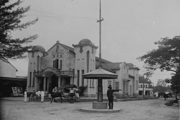 Rumah di Kawasan Kebon Jahe dan Film Bisu