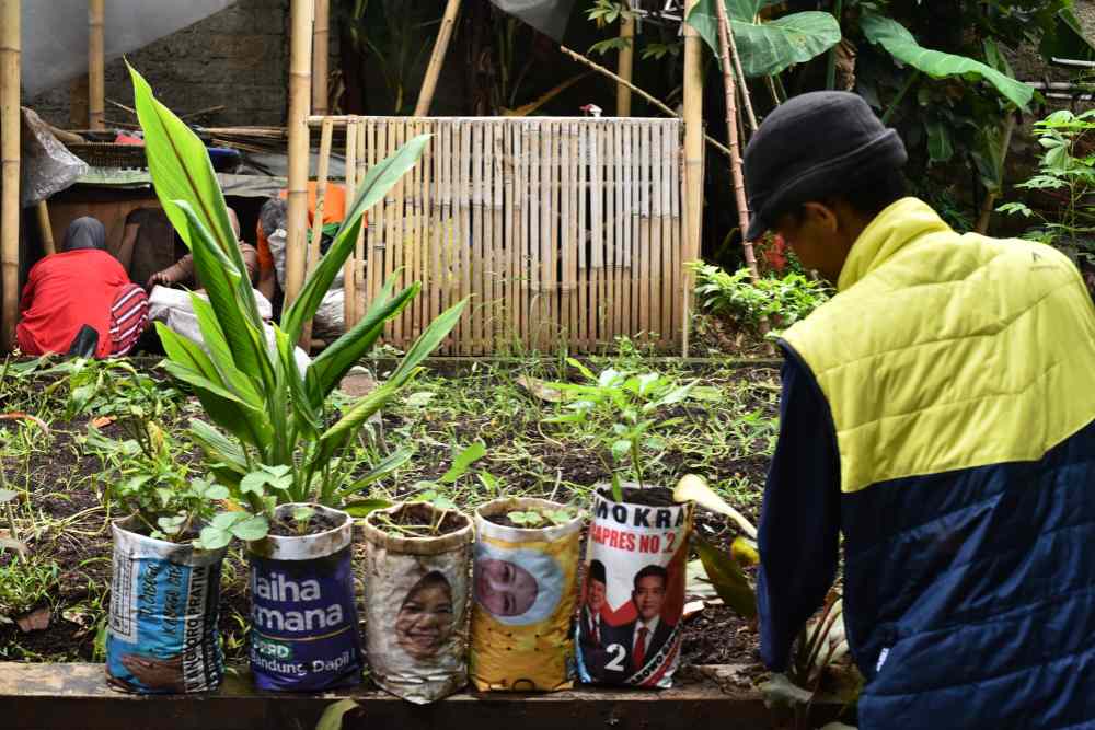  Komunitas Masagi Tjibogo: Mengubah Sampah Politik Menjadi Berkah Lingkungan
