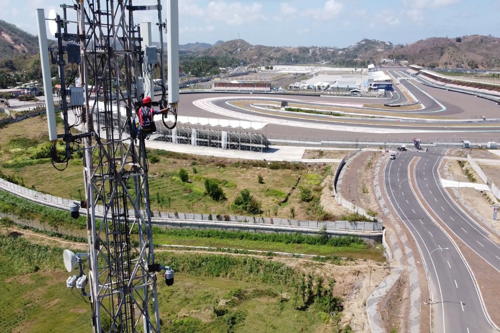  Trafik Data Telkomsel dan Smartfren di Jatim, Bali, Nusa Tenggara Diproyeksi Naik Signifikan