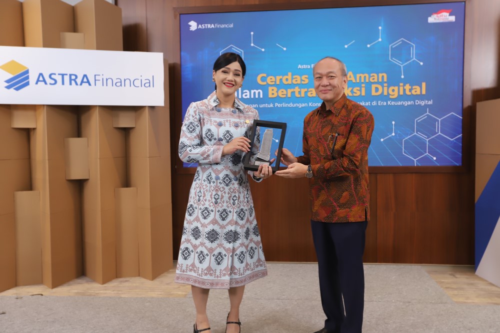  OJK Dorong Kesadaran Finansial di Era Digital