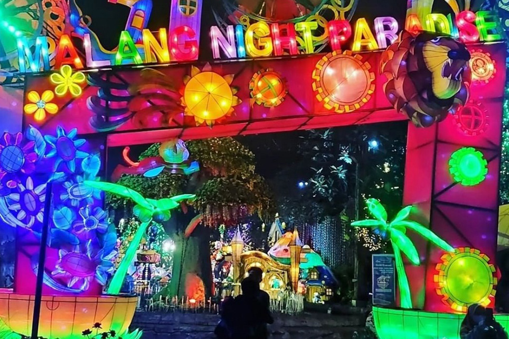 Ilustrasi Malang Night Paradise sebagai penggerak ekonomi daerah. OJK mencatat kredit UMKM dan investasi di wilayah ini tumbuh dobel digit. /Instagram-Malang Night Paradise