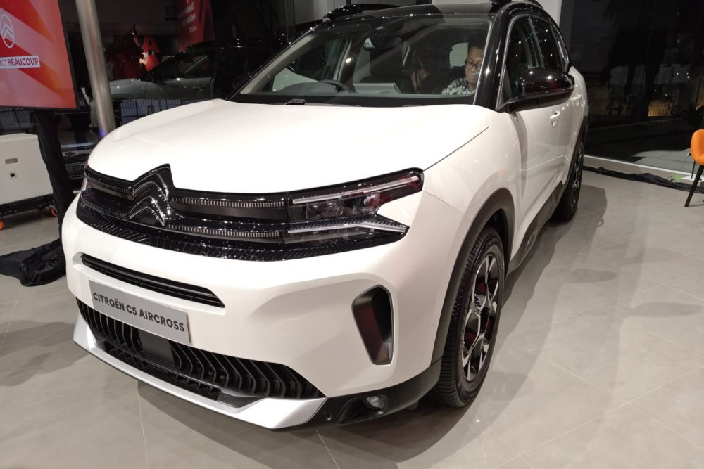Citroen Indonesia memasarkan mobil listrik E-C3 dengan harga mulai dari Rp377 juta/Bisnis- Nuhansa Mikrefin YP