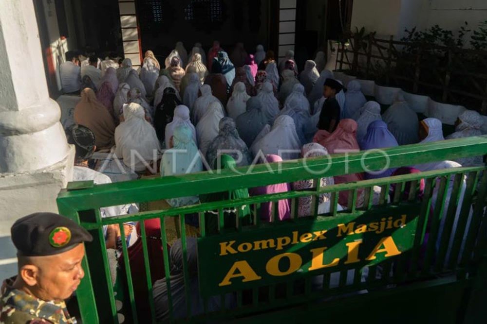  Pemimpin Jemaah Aolia Klarifikasi 'Telepon Allah', Mbah Benu: Saya Kontak Batin