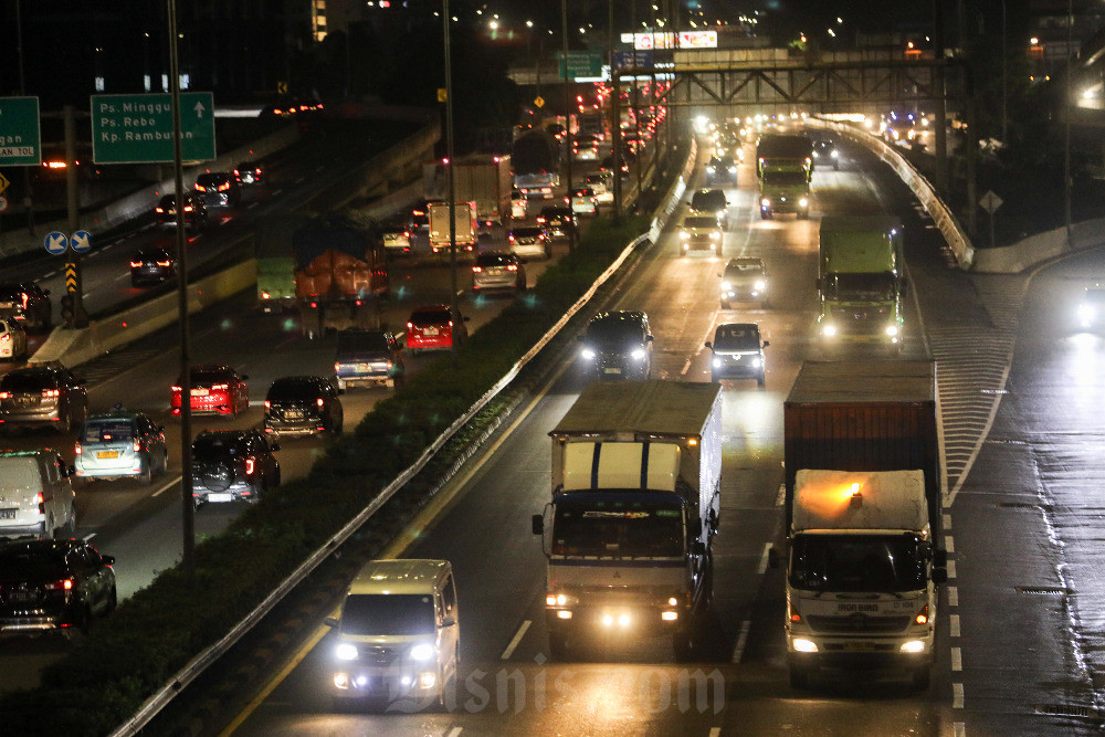  Deretan Fakta Menarik soal Macet "Horor" di Jalan Lintas Sumatra
