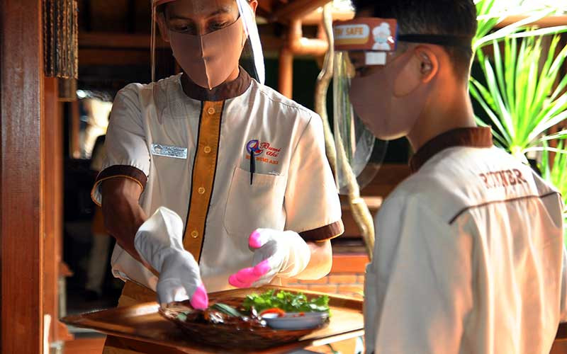  The Revival of Hotels and Restaurants