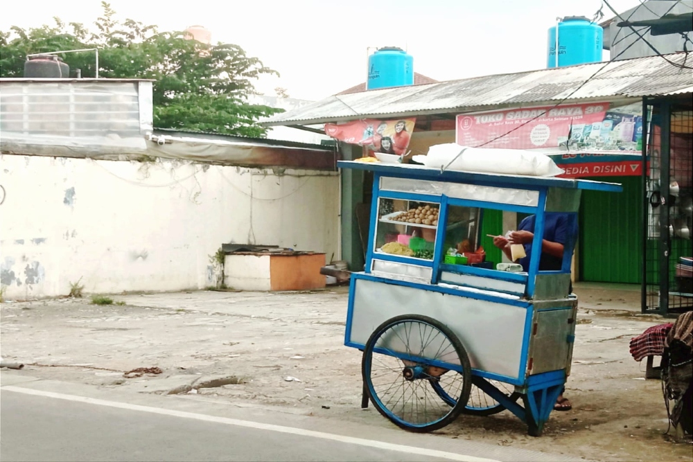  Cuan Pedagang Bakso saat Lebaran: Ogah Mudik, Omzet Naik Berlipat