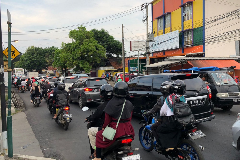  H+4 Lebaran, Pemudik Jabodetabek Masih Dominasi Jalur Pantura Cirebon