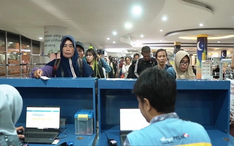  Arus Balik, Penumpang di Pelabuhan Makassar Sentuh 57.957 Orang