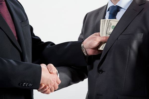  Survei BCI: Korupsi jadi Tantangan Terbesar Investasi Asing di RI
