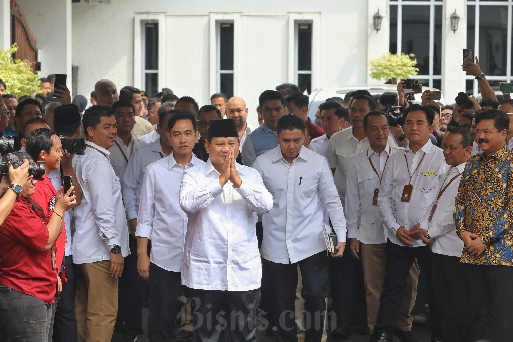  Momen Prabowo-Gibran dan Anies-Imin Duduk Bareng Saat Penetapan KPU